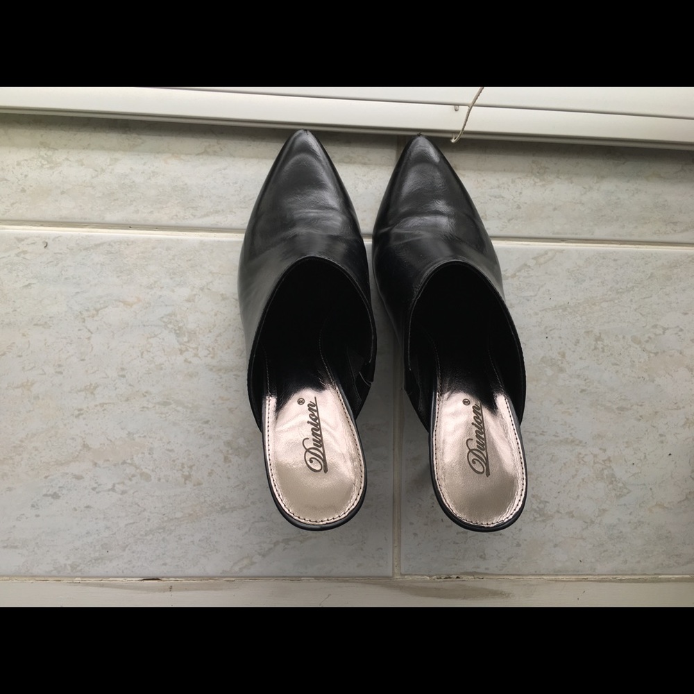 Shoes - Picture 8 of 14